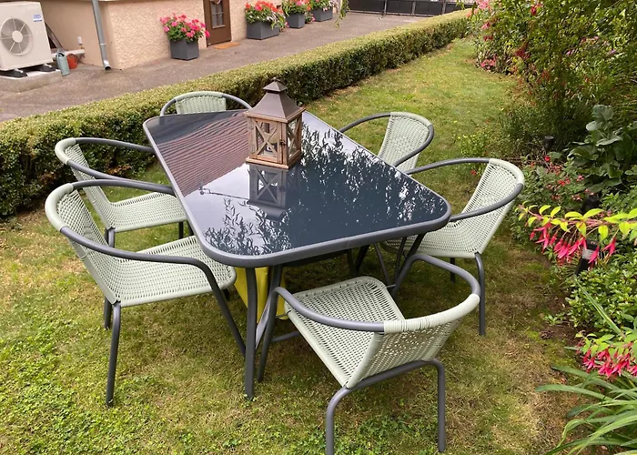 Au Pied Du Bischenberg
